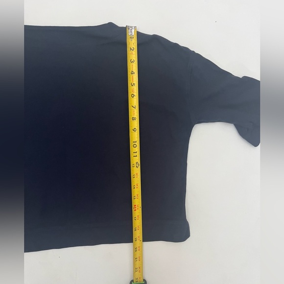 Vineyard Vines size medium Pima cotton navy blue boatneck half sleeve boxy top - Picture 7 of 8